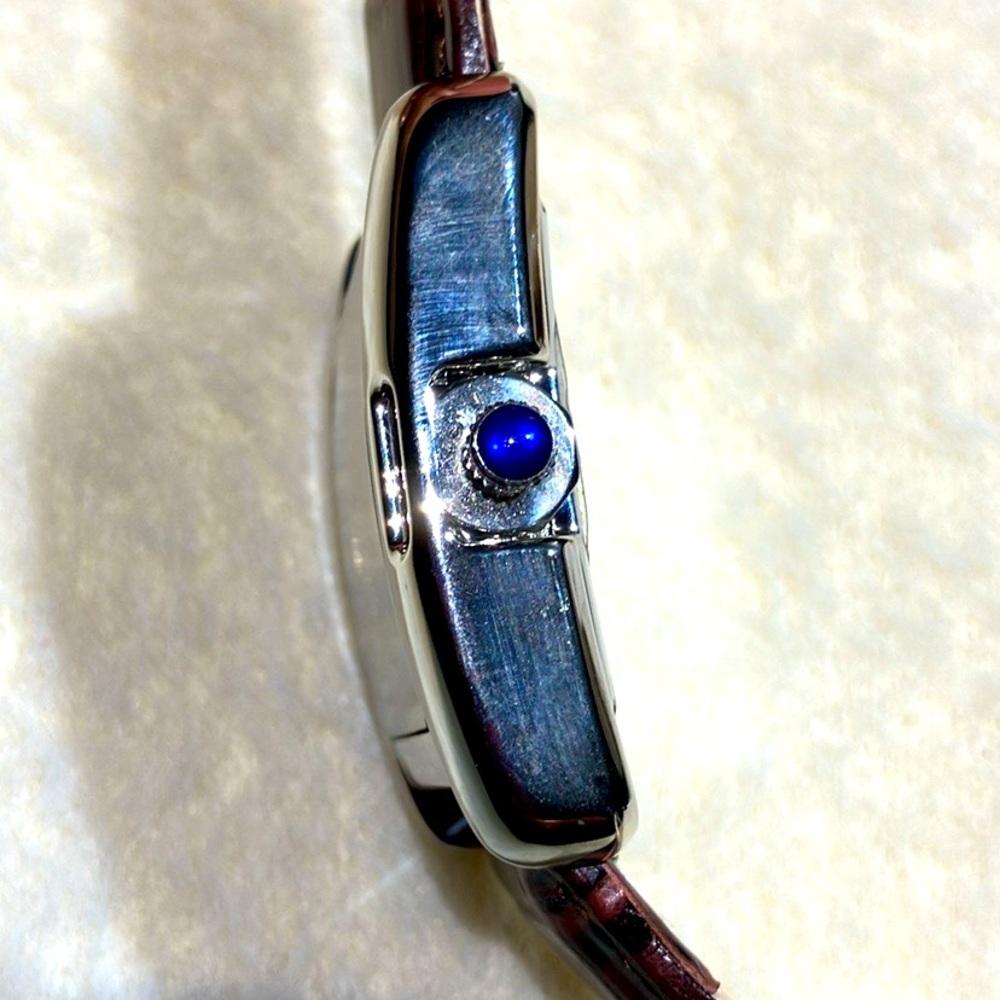 Womenβs Watch - Picture 6 of 11
